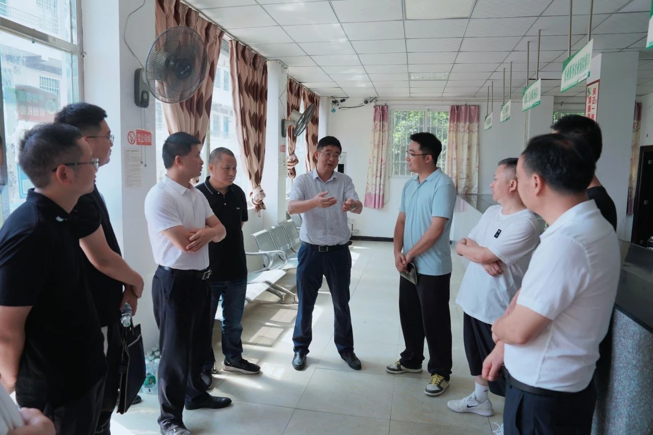 许东明赴南充市嘉陵区、巴中市通江县调研督导定点帮扶和托底性帮扶工作