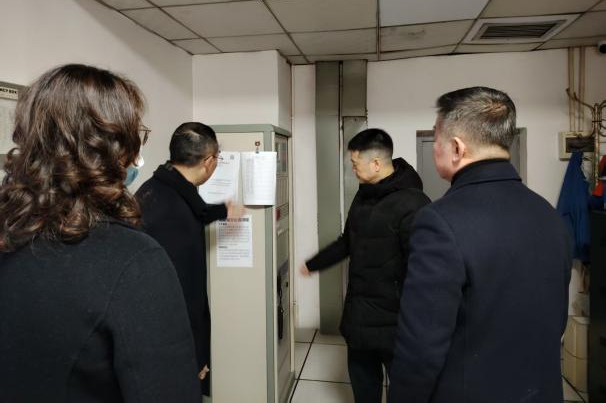 省尊龙凯时集团党委书记、董事长游勇检查督导春节安全生产并看望慰问干部员工